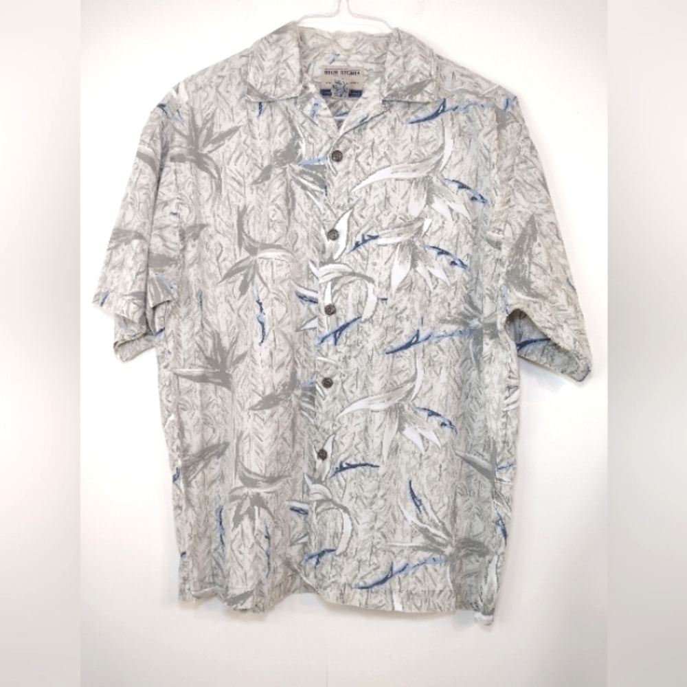 High Sierra men's short sleeve  shirt size (M)